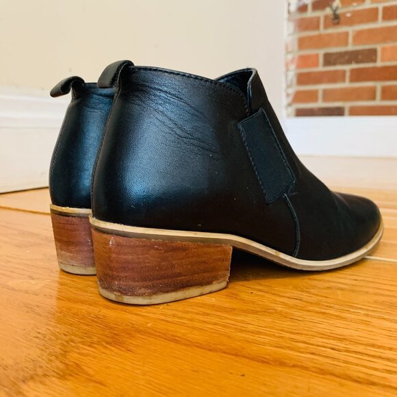 Tory Burch Kira Leather Heeled Ankle Boots in Perfect Black - Size 7  MSRP $398 - Picture 10 of 16